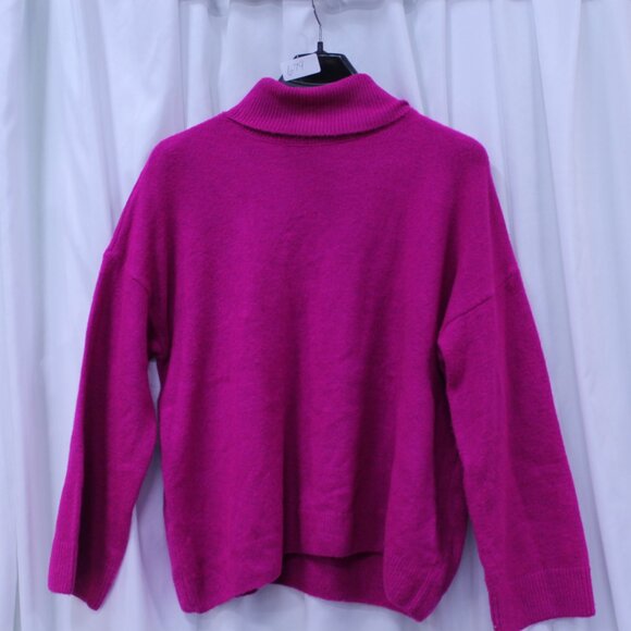 CeCe Women's Sweater in Vibrant Pink - Picture 1 of 8
